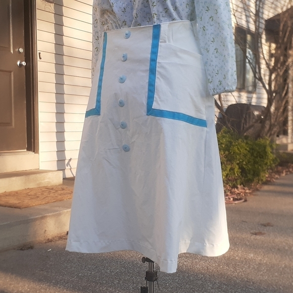 White Corduroy Skirt - Picture 2 of 10